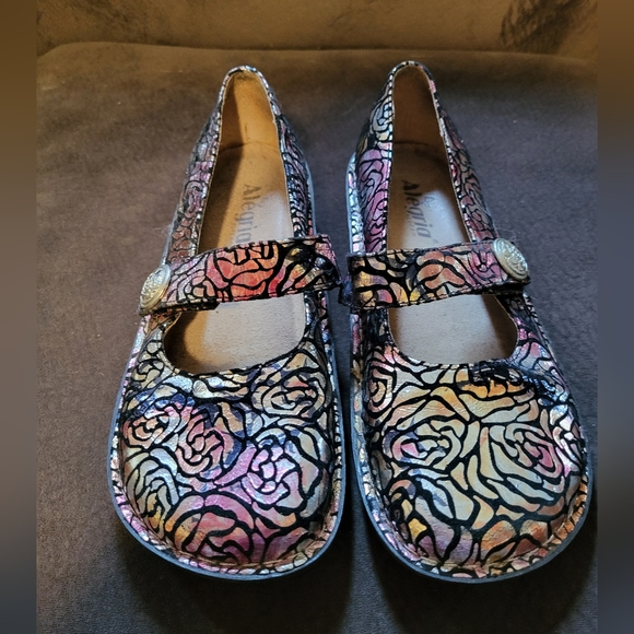 Alegra metallic rose Mary Jane shoes, size 40. - Picture 7 of 10